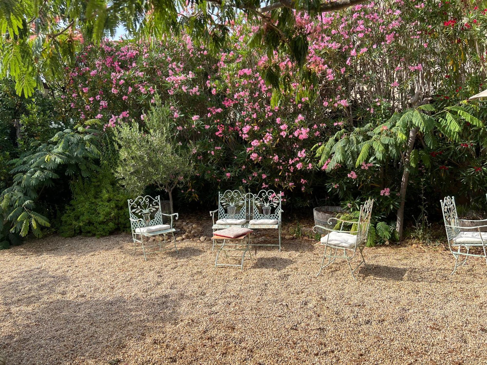 Vinauberge Poilhes Exteriér fotografie